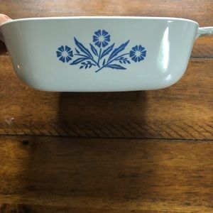 Vintage 1960’s Corning Ware Blue Cornfare Dish